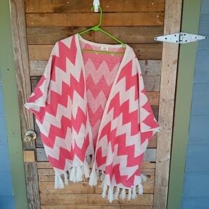 Women's Hot Pink & Cream Shaw Cape Poncho Sweater Fringe Size M/L. Boho Barbie